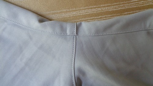 Under Armour Matchplay Shorts Boy's YLarge -light Gray - adjustable waistband - Picture 9 of 9
