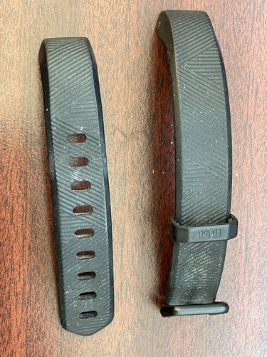 Fitbit ALTA HR Small Classic Band Black - NOT WORKING & FR PARTS ONLY L@@K!!! - Picture 6 of 8