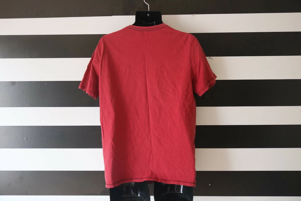 Kenneth Cole Reaction Eagle Print Men’s Red T-Shirt Crew Neck 100% Cotton Sz XL - Image 2 of 4