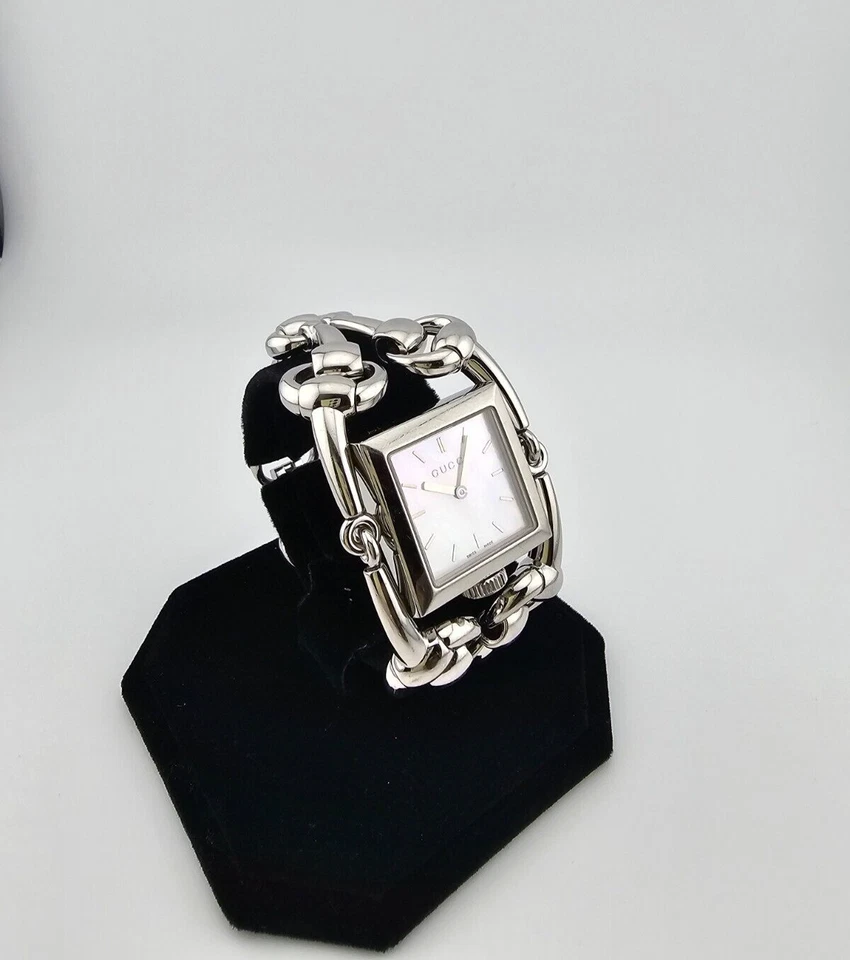 Gucci Signoria 116.3 Women's Luxury Vintage White Dial Ladies Watch - YA116301 - Image 3 of 4