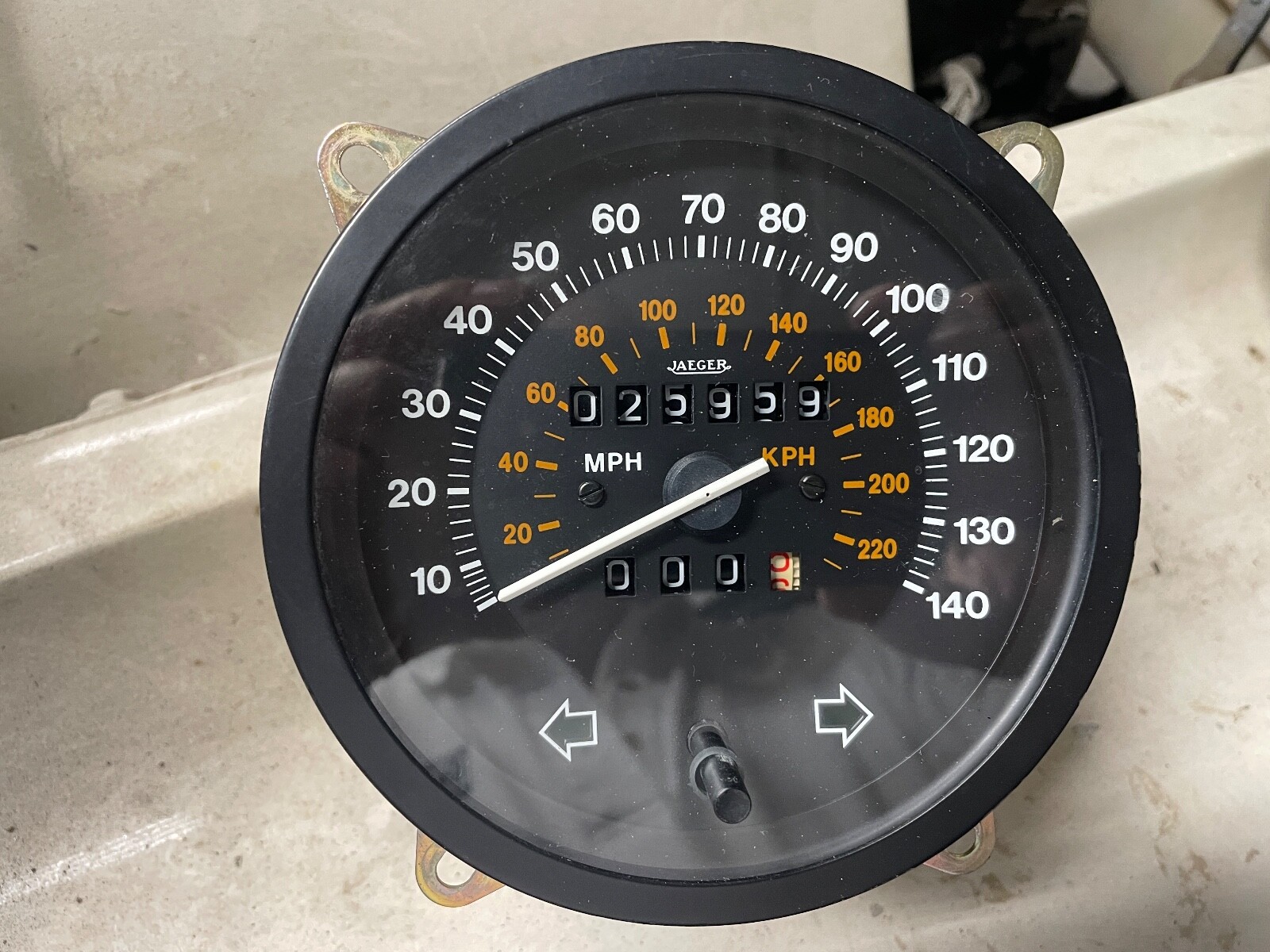 ROLLS ROYCE SILVER SPUR  SPEEDOMETER CLUSTER REBUILT  140 MPH FITS 1981 1986