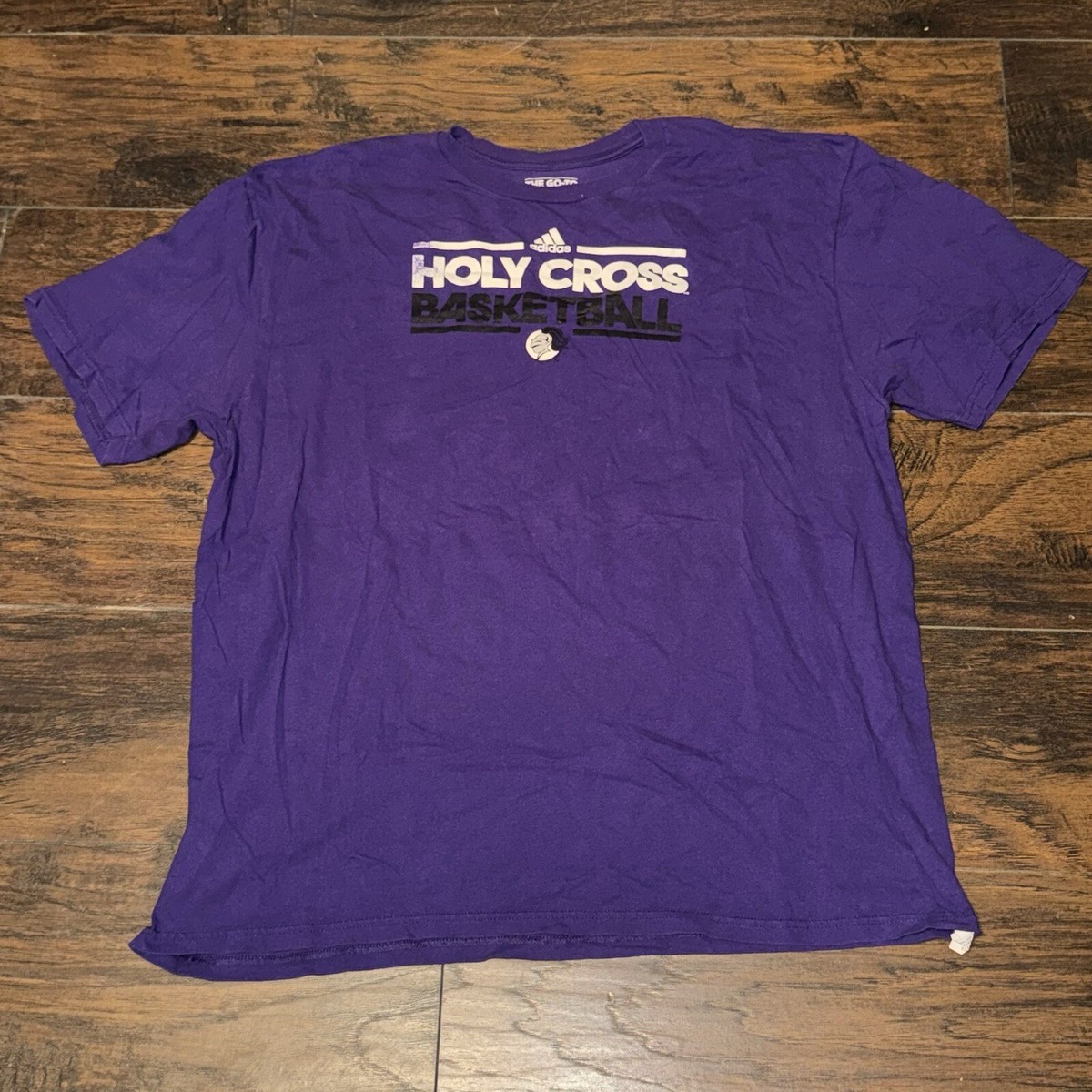 Holy Cross Crusaders Vintage NCAA Basketball Adidas Team Purple T
