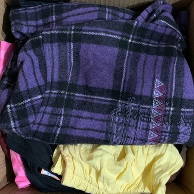 Lot of 17 - TGT XXS XS S Apparel - Liquidation Manifested Wholesale