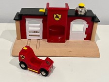 VTG BRIO 33589 Fire Station Building w Lights  Sound Engine Thomas Compatible