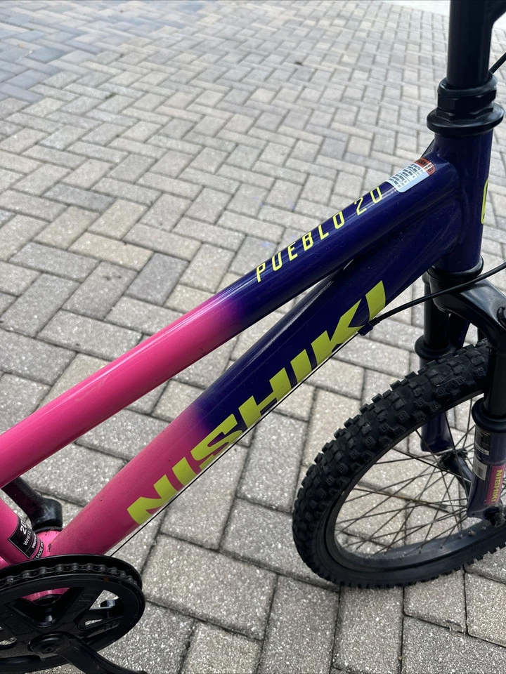 Nishiki Pueblo 20” Girls Bike 7 Speed Pink And Purple (needs Front Tube) - Image 2 of 4