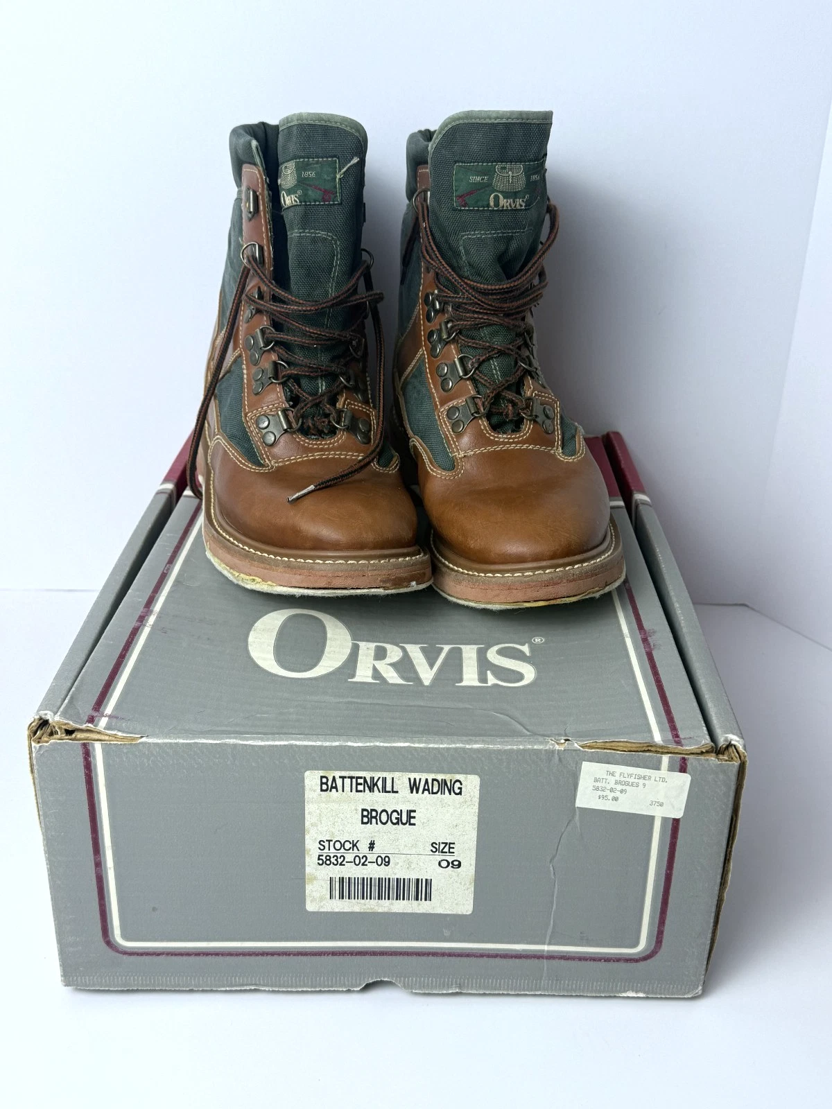 Orvis Fly Fishing Battenkill Wading Brogue Boots Size 9 USED