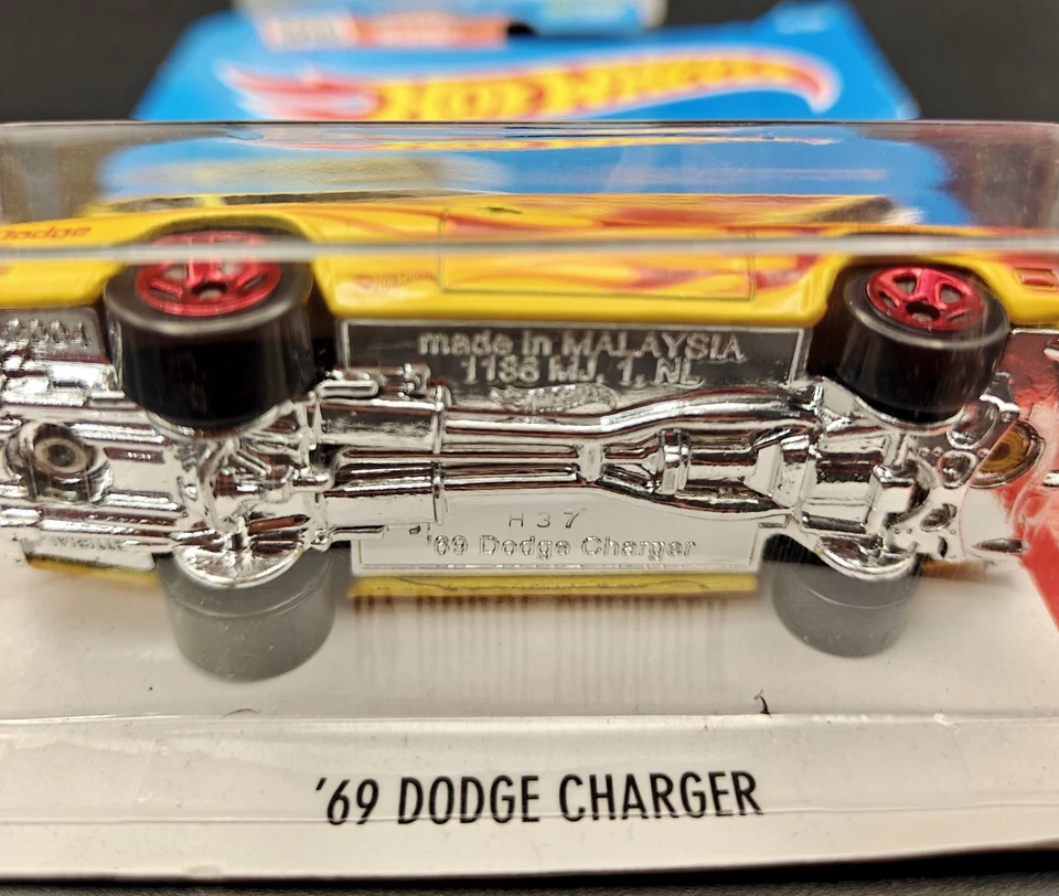 Dodge Charger HW Flames 1/10 Hot Wheels '69 | Nuevo en caja NiB Foto 2 de 3