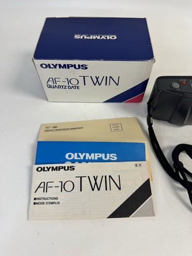 Olympus AF-10 TWIN 35-70mm AF Film Camera Point & Shoot w Box, Manual, Batteries - Picture 2 of 13