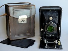 Plattenkamera mit Tasche, ca. 1914, Dresden / Sammlung ICA, Deko