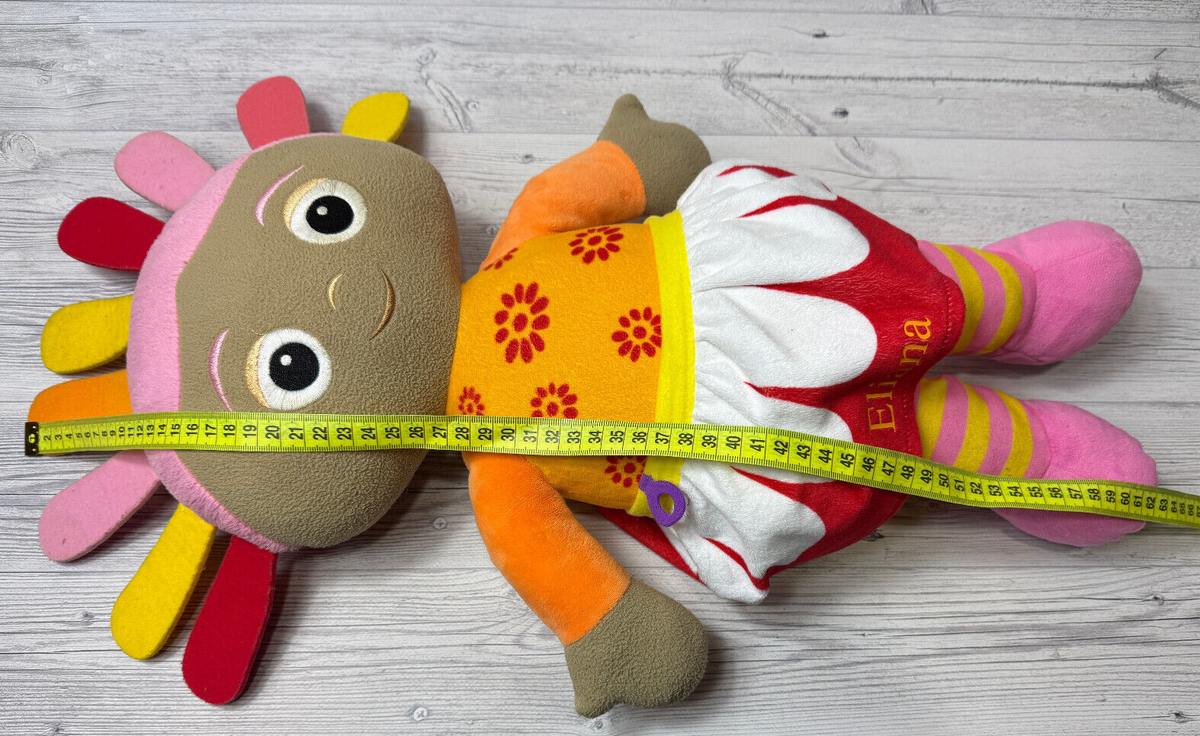 In The Night Garden – Upsy Daisy Plüschfigur, 27,9 Cm, Offizielles Hasbro-Spielzeug