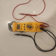 Fieldpiece SC77 - True RMS Clamp Meter 