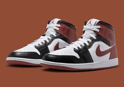 Air Jordan 1 Mid SE Men's Size 11.5 White/Dark Pony-Black HF3216