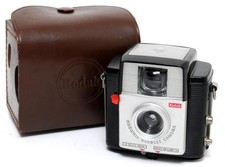  Kodak Brownie Starlet 127 film camera plastic point-and-shoot camera w. case