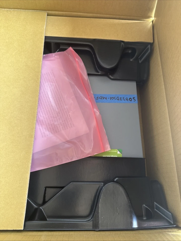 Juniper Networks EX2300-48P JNP EX2300 Switch - Image 2 of 4