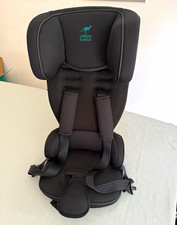 Urban Kanga Kindersitz fürs Auto, Schwarz inkl. Transportbeutel Urban Kanga Kindersitz fürs Auto, Schwarz inkl. Transportbeutel