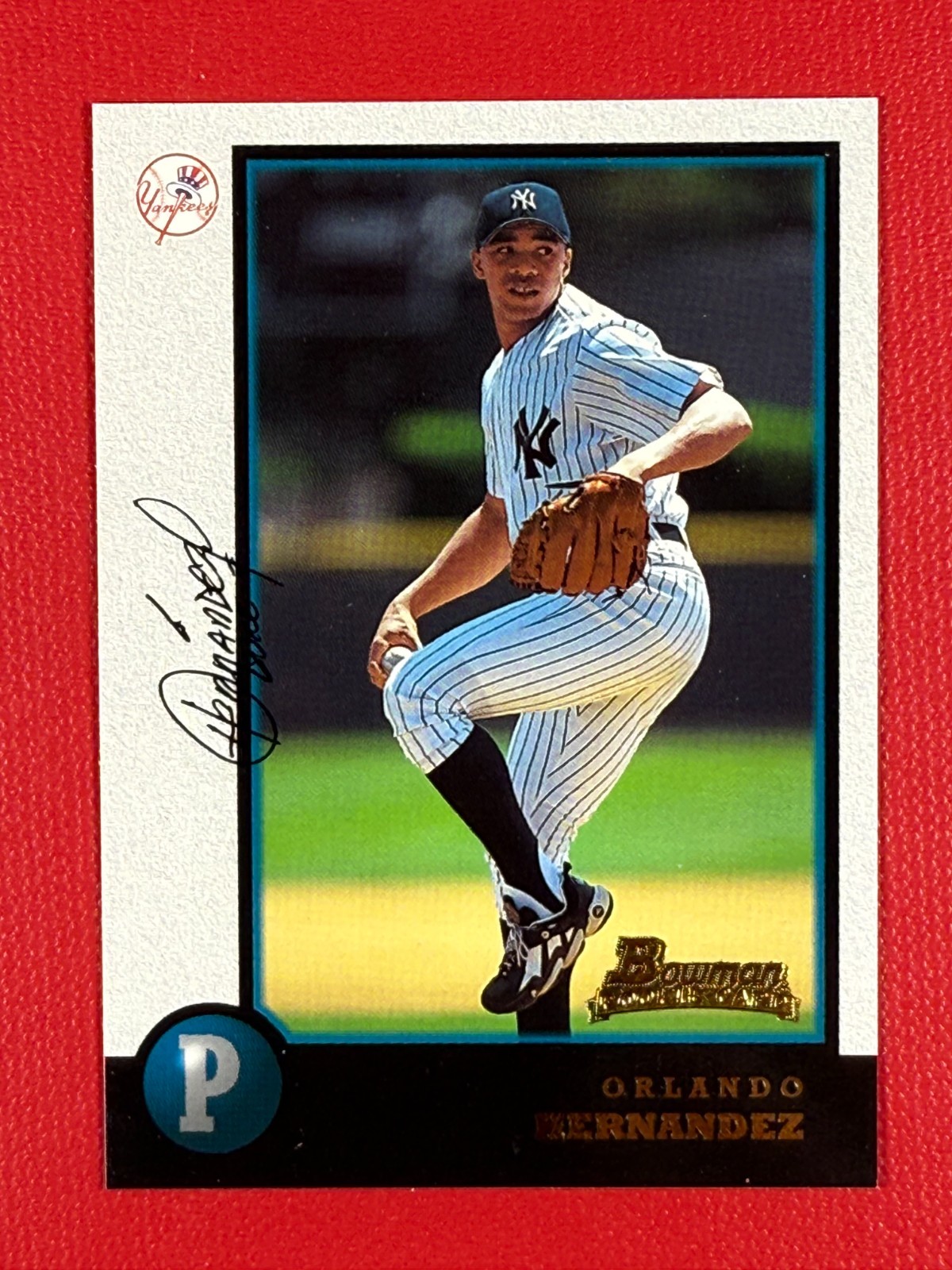 1998 Bowman Orlando Hernandez #221 (RC)