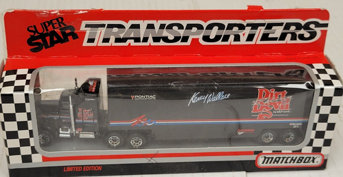 NASCAR - Kenny Wallace - Dirt Devil Racing - Super Star Transporter - Bild 2 von 5