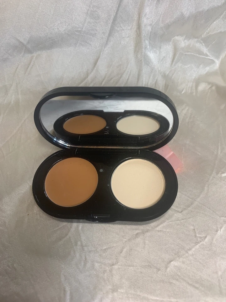 Polvo prensado con acabado transparente Bobbi Brown 1,7 g y corrector cremoso de 1,4 g (nuevo) Foto 3 de 4