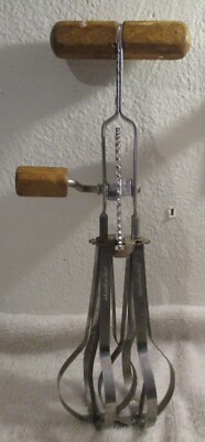 Vintage EKCO Best Egg Beater Hand Held Crank Mixer Stainless Steel wooden handle