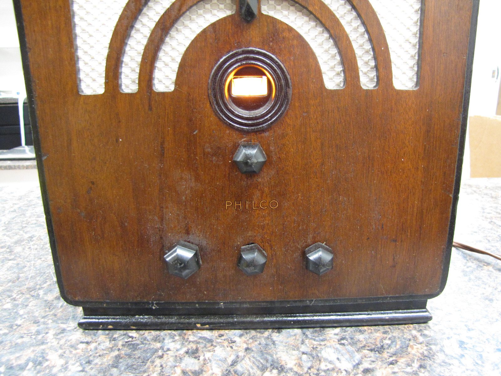 Rare Restored 1930's Philco 66 Tube and Shortwave Tombstone Radio