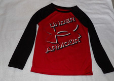 Boys Under Armour T-Shirt Size 4 Red / Black Long Sleeve AB06