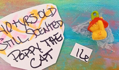 Vtg 80's Hasbro Charmkins Jewelry Rplcmnt Furniture *#16 Poppy the Cat Charmkin