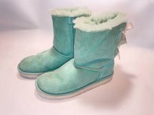 Ugg size 3 mint color boots GB34