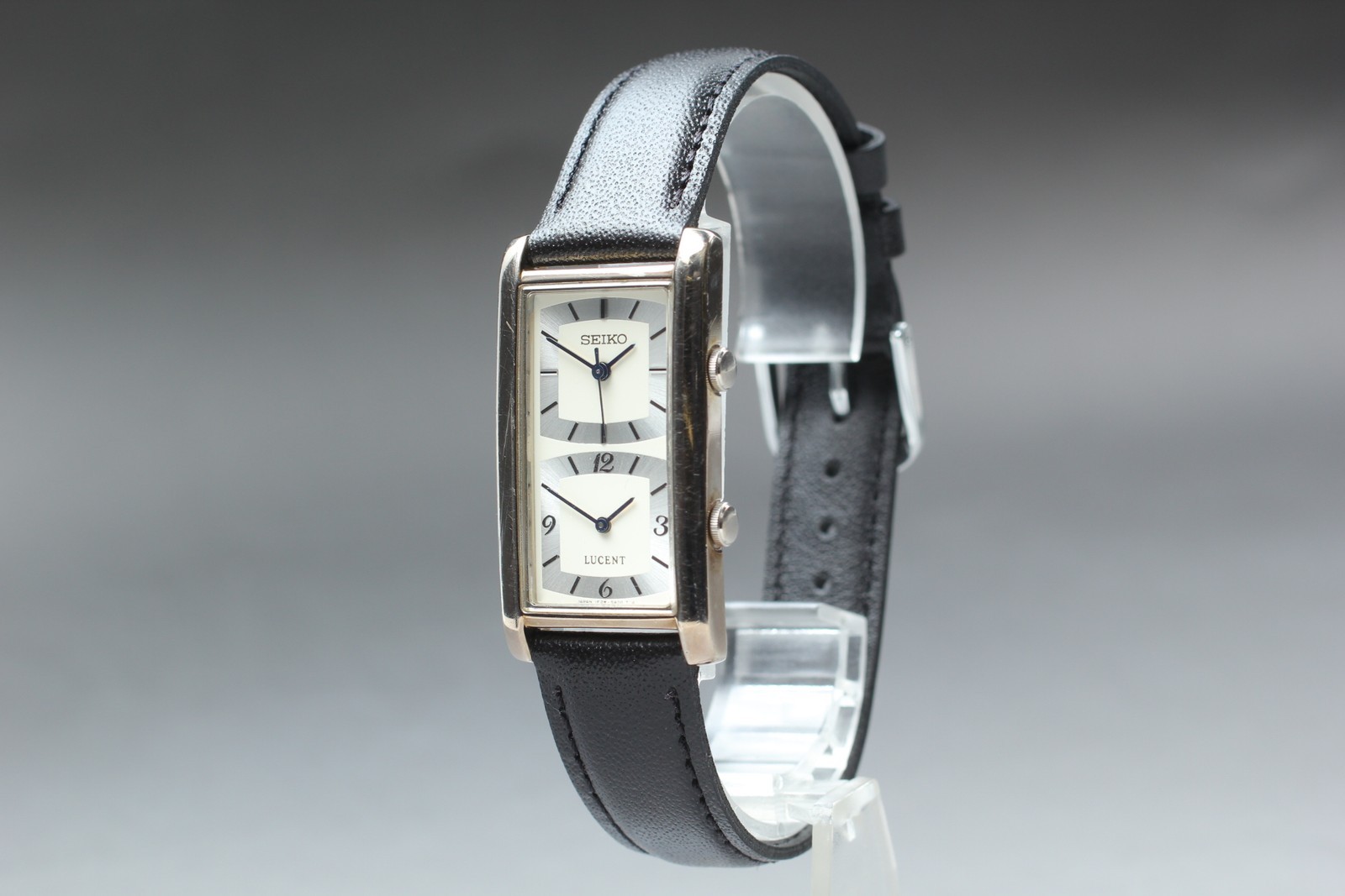 Vintage Seiko 1F2W-5A00 Dual Exc+5 Lucent 1995 Tank Time Watch JAPAN Ladies - vintagewatches.pk