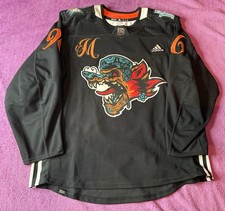 Arizona Coyotes Howler 2024 Los Yotes Jersey Size 54 MIC
