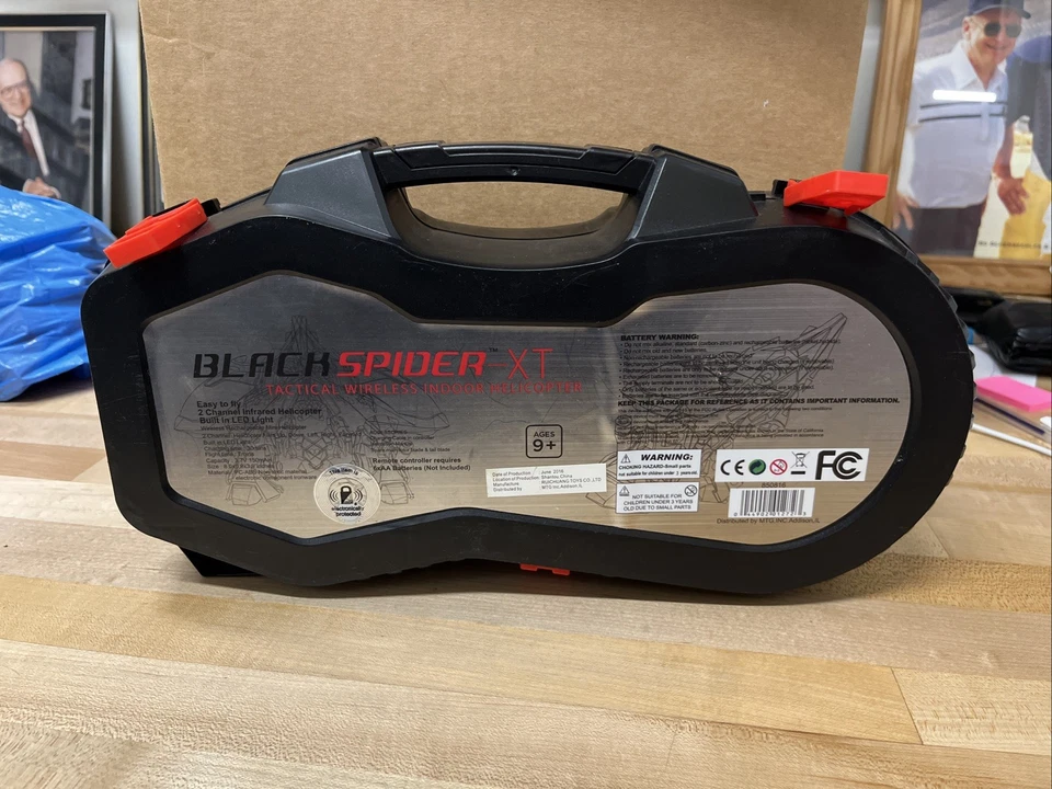 Helicóptero interior inalámbrico táctico Black Spider XT plateado. EX Box 230 Foto 3 de 4