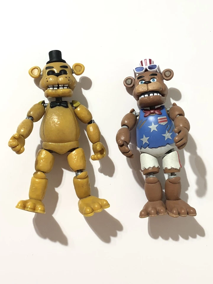 Funko Five Nights at Freddy’s FNAF 5” Figuras de Acción Lote de 16 Algunos Accesorios Foto 4 de 4
