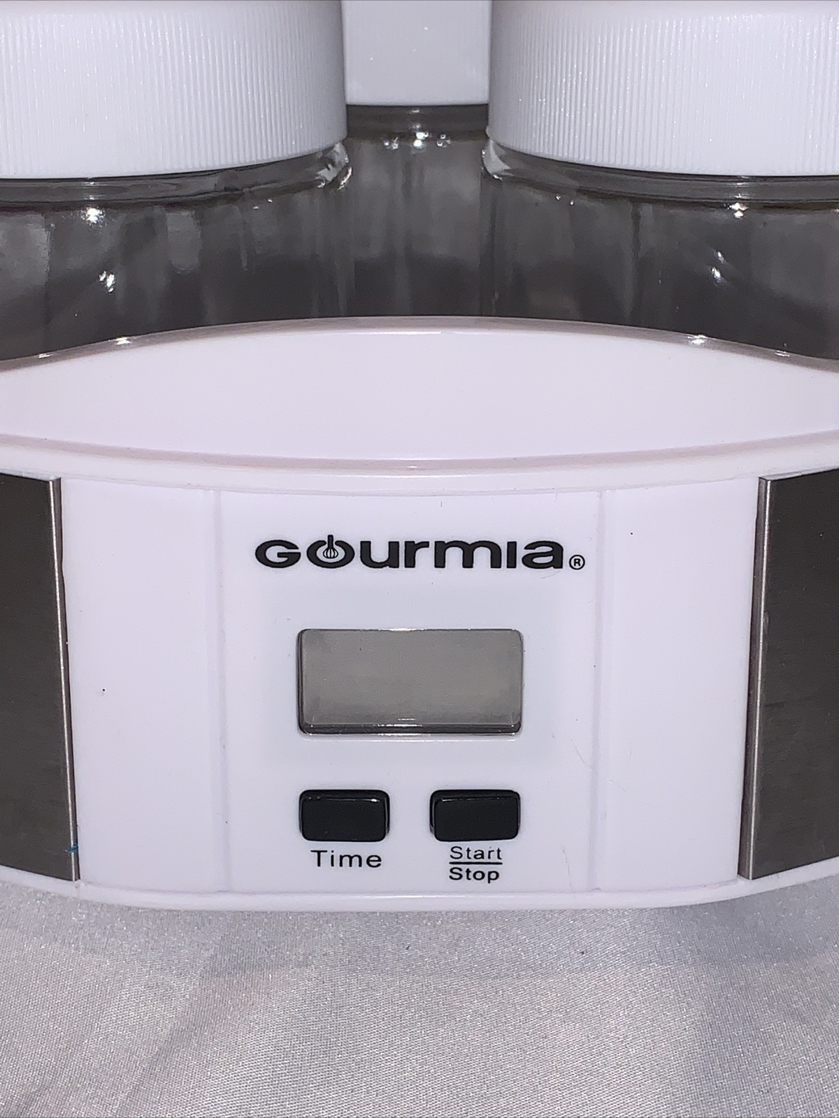 Gourmia GYM1620 Digital Yogurt Maker With 7 Glass Jars Customize To