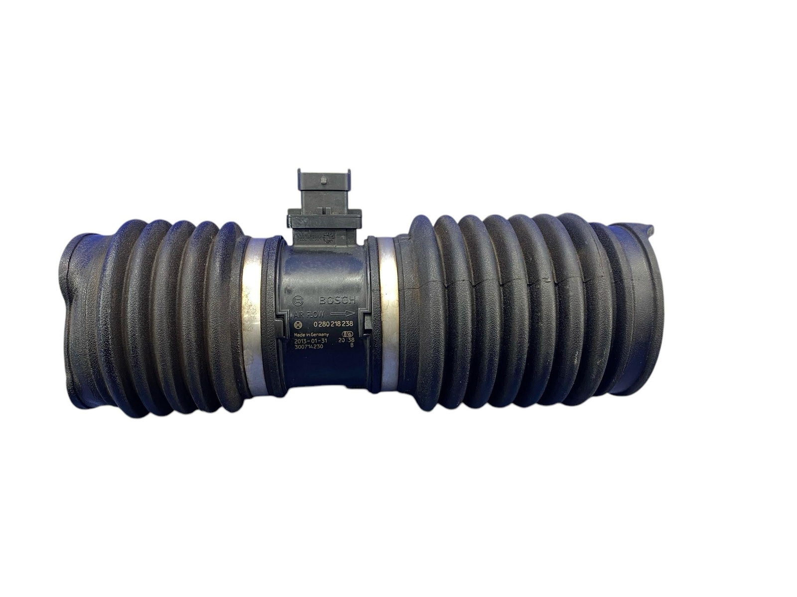 2008-2014 FERRARI CALIFORNIA RWD 4.3L LEFT AIR INTAKE PIPE TUBE HOSE W/ SENSOR