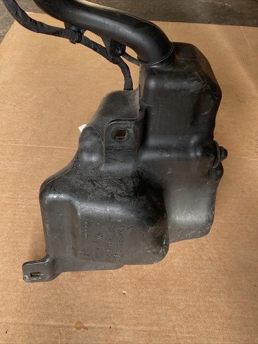 MERCEDES BENZ A/B/CLA/GLA WASHER FLUID BOTTLE A2468690220 ♻️ - Picture 3 of 5