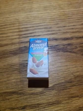 ZURU 5 SURPRISE MINI BRANDS SERIES 2 BLUE DIAMOND ALMOND BREEZE MILK 