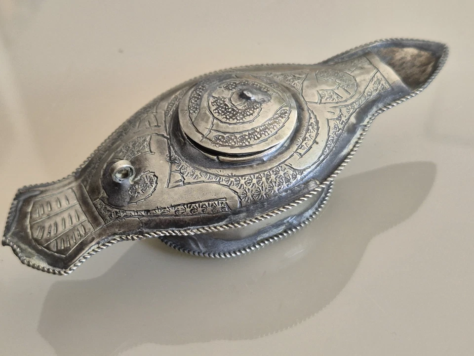 Petite Lampe À Huile Ancienne - Photo 4/4