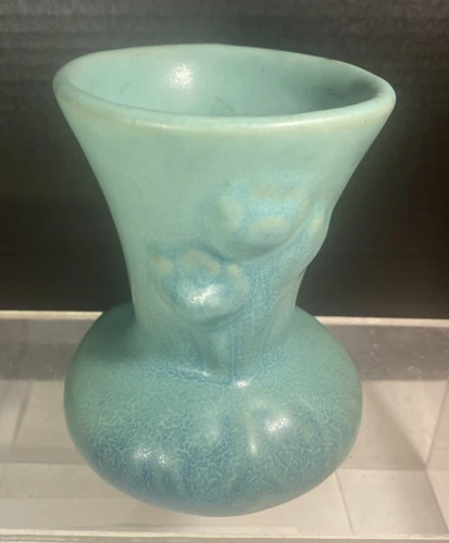 VAN BRIGGLE 5 1/4 INCH VASE ORIGINAL FACTORY CONDITION 1920's ART POTTERY