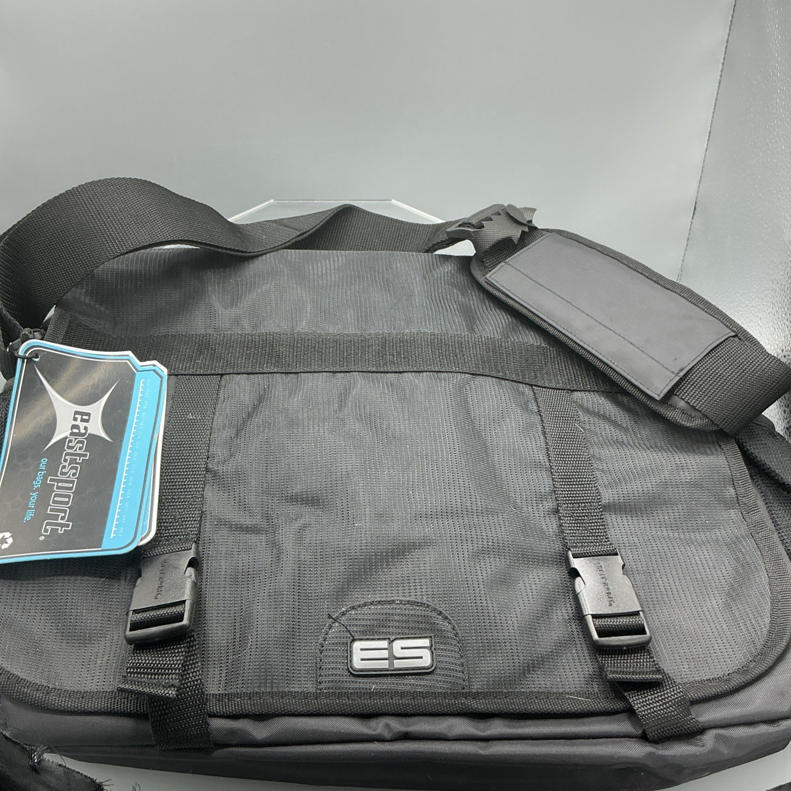 Eastsport Double Buckle Laptop Messenger (Black) 15x11x7  18