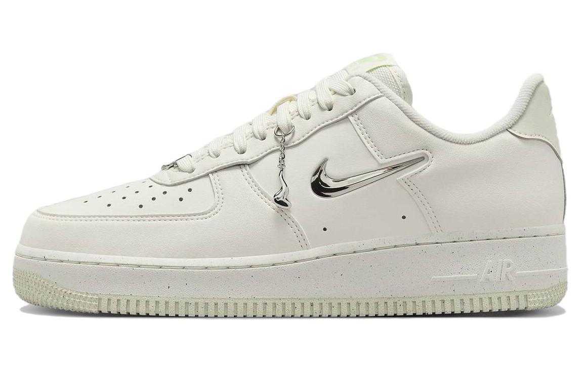 靴 Nike Air Force 1 Sail/Noble Green\" Nike Air Force 1 Low '07 LV8 