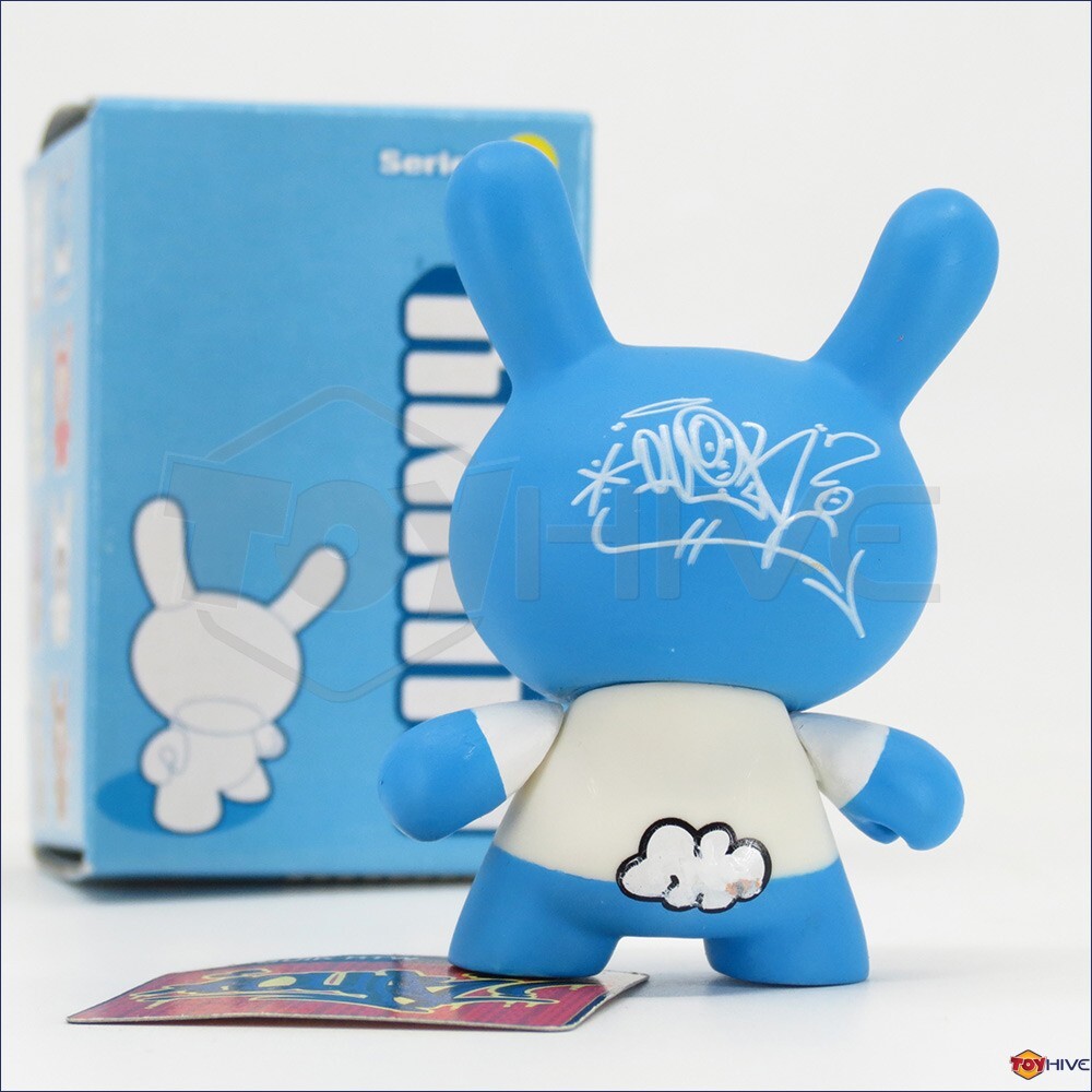 Kidrobot Dunny series 1 2004 Untitled by Quik 3-inch vinyl figure