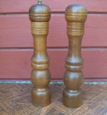 11" Wood Salt Shaker  Pepper Grinder Mill Vintage Set Made in Taiwan Stainless