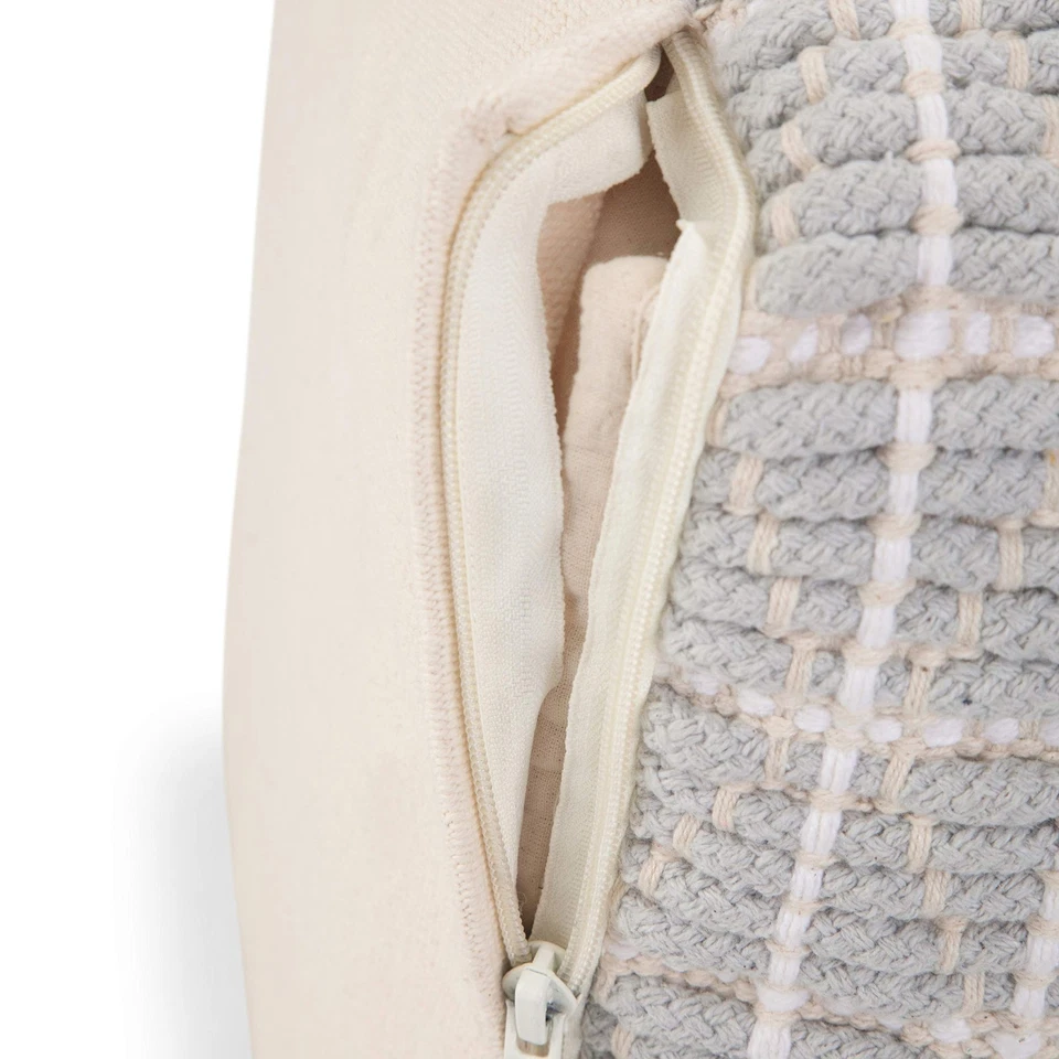 Puf Cuadrado Noreen Boho en Azul Claro, Blanco Telar Tejido Patrón para el L... Foto 4 de 4