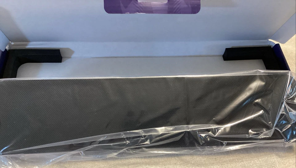 Premium UV Wrist Rest Acrylic Keyboard Wrist Rest - Image 3 of 4