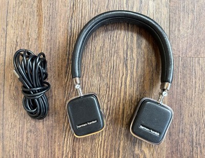 Harman Kardon SOHO Wired Or Wireless Headphones with Cord Works Great,  Used