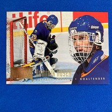 Dominik Hasek 1994-95 Fleer Ultra Card #22 NHL Buffalo Sabres