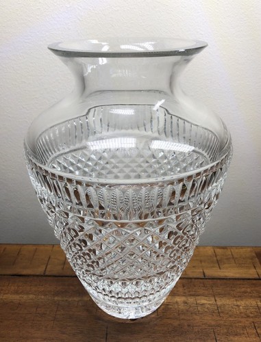 WATERFORD CRYSTAL 10” VASE Beautiful Light-Capturing Artistic Design - 第 1/9 張圖片
