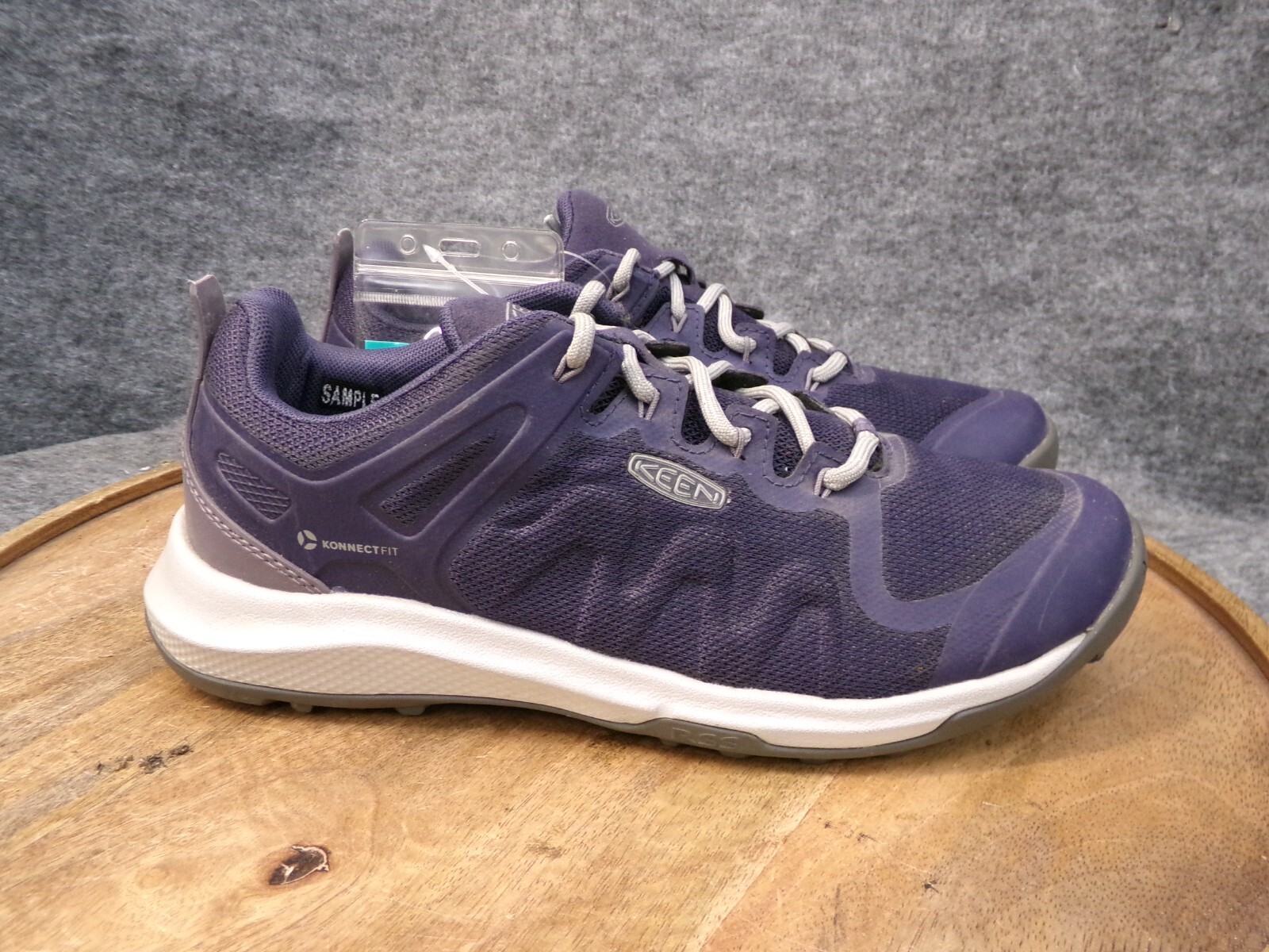 Scarpe sportive da trekking basse Keen Explore Vent da donna Graystone Shark taglia 7 US