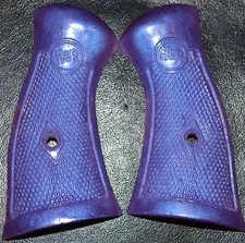 H&R Pistol Grips 622,623,632,633,642,666 Large frame 3&1/4" Misty Lavender