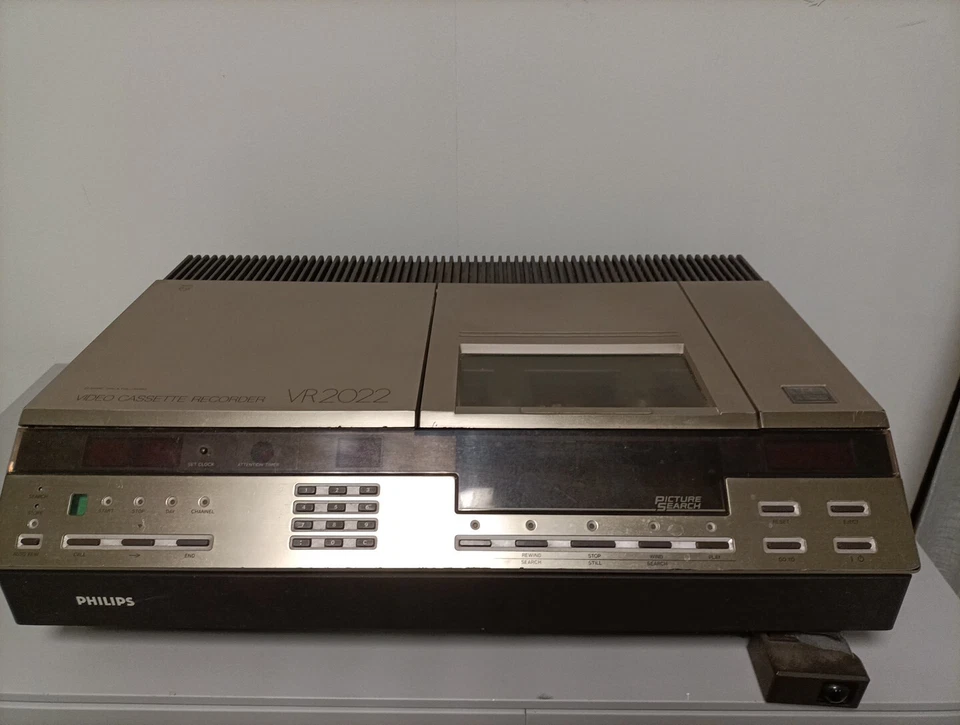 PHILIPS VR 2022 Vidoregistratore VCR VHS vintage LEGGERE DESCRIZIONE - Immagine 2 di 4
