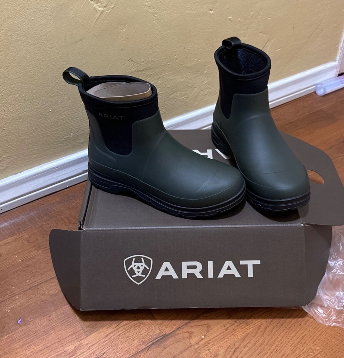 Ariat Kelmarsh Shortie Duratread Sole Rubber Chelsea Boot Olive